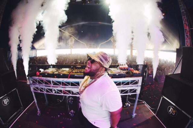 dj carnage