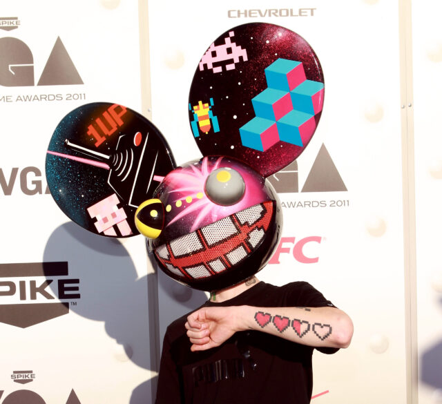 Spike TV\'s \"Video Game Awards\" 2011 - Arrivals