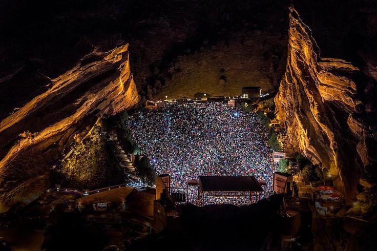 red rocks front shot
