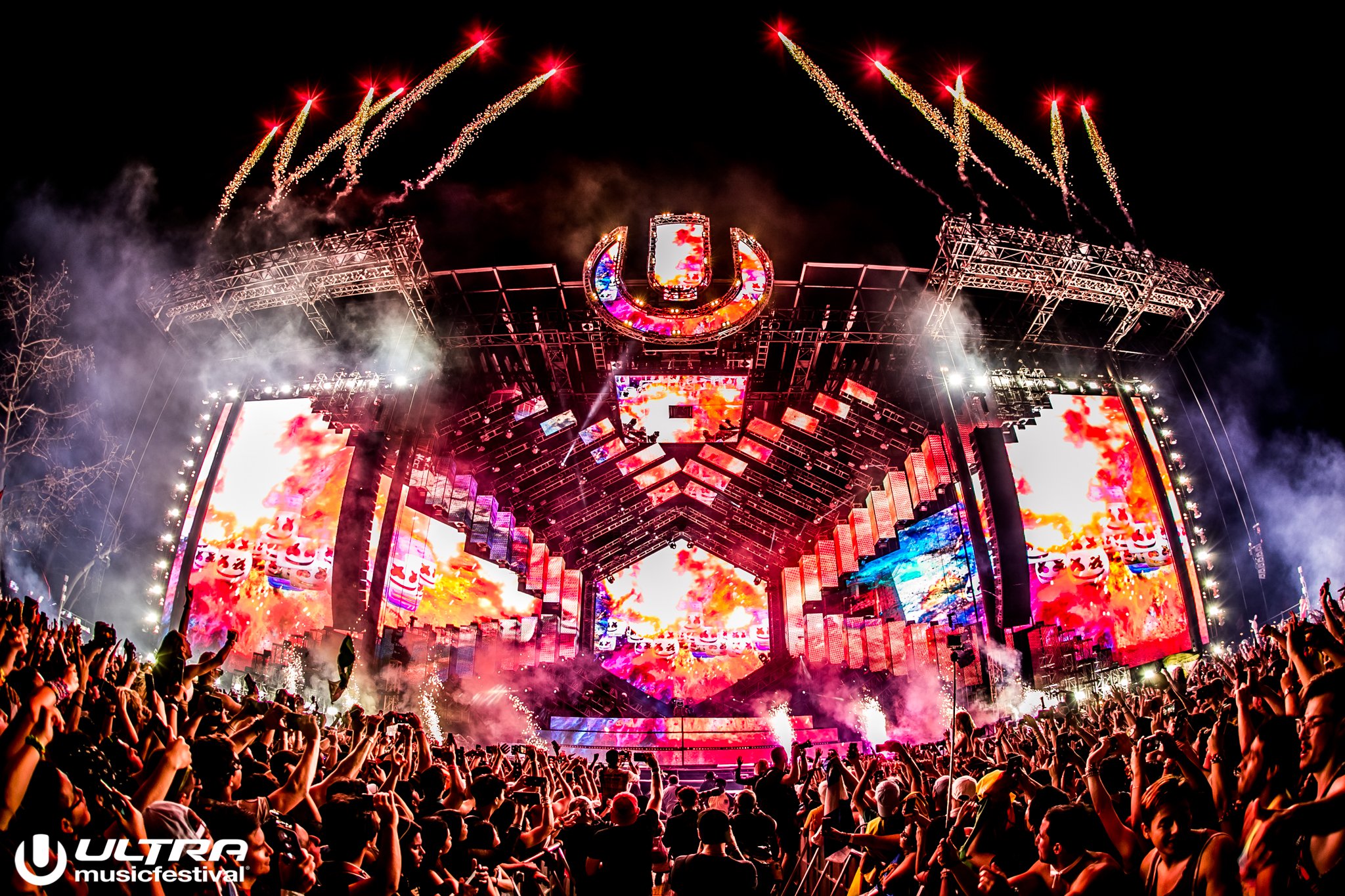 Main-Stage-photo-by-Philippe-Wuyts-2