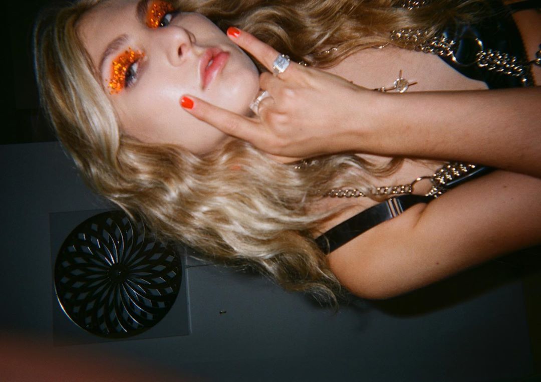tangerine 2