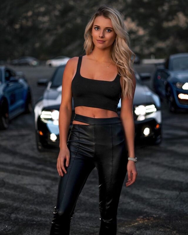 Lindsay Brewer