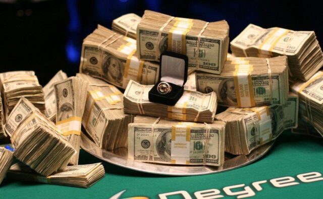 How Much Money Can You Make Playing Poker Online? | EDM Chicago