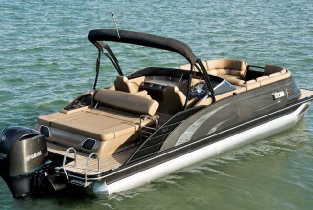 Bennington Pontoon