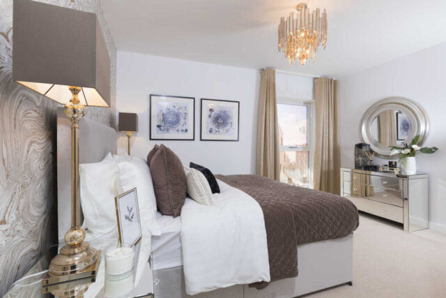How To Pick Bedroom Decor For Your First Apartment - EDM Chicago