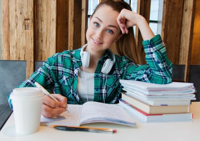 How to Lay the Foundation for a College-Ready High School Senior