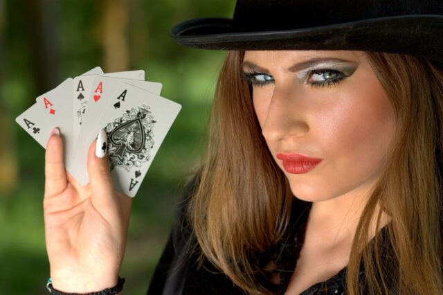 women poker