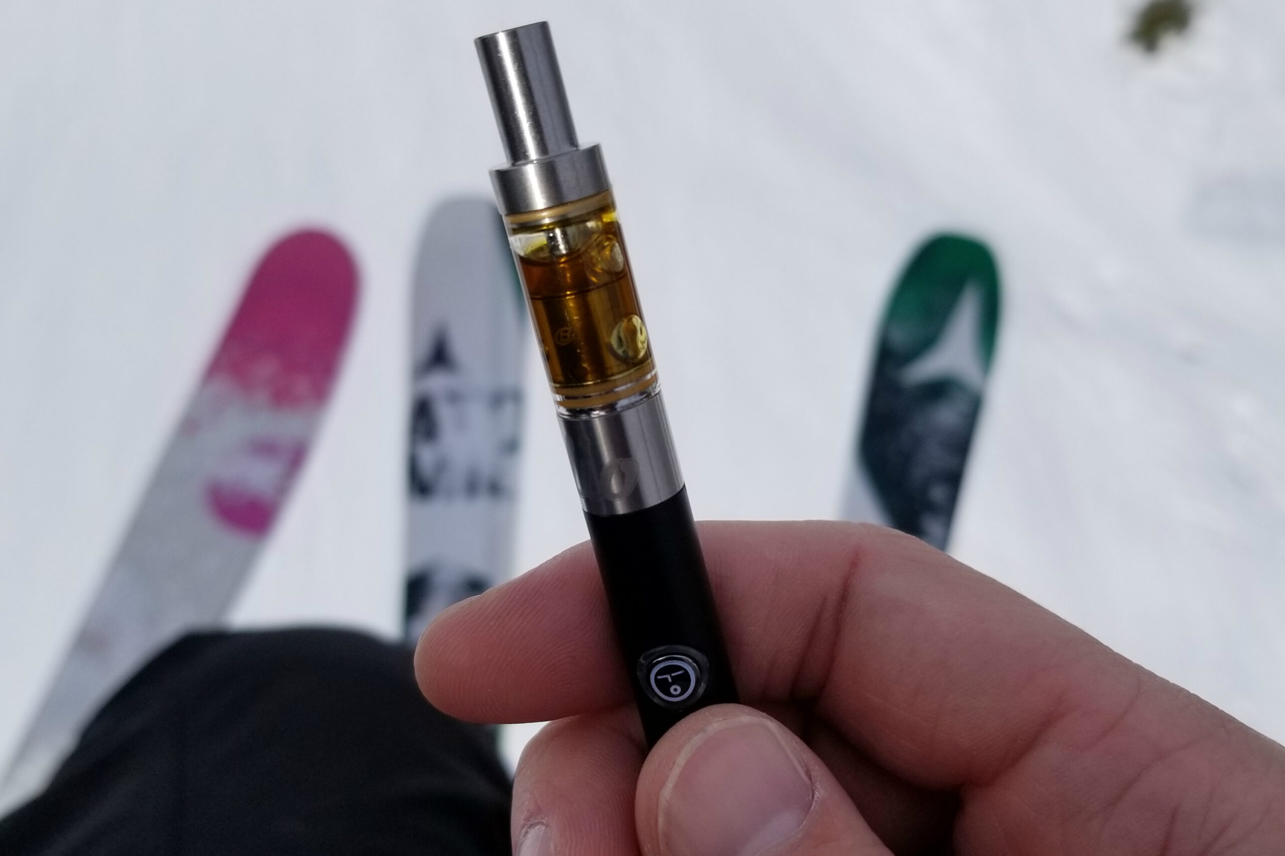 THC Vape: The Pros and Cons of Weed Pens - EUREKA