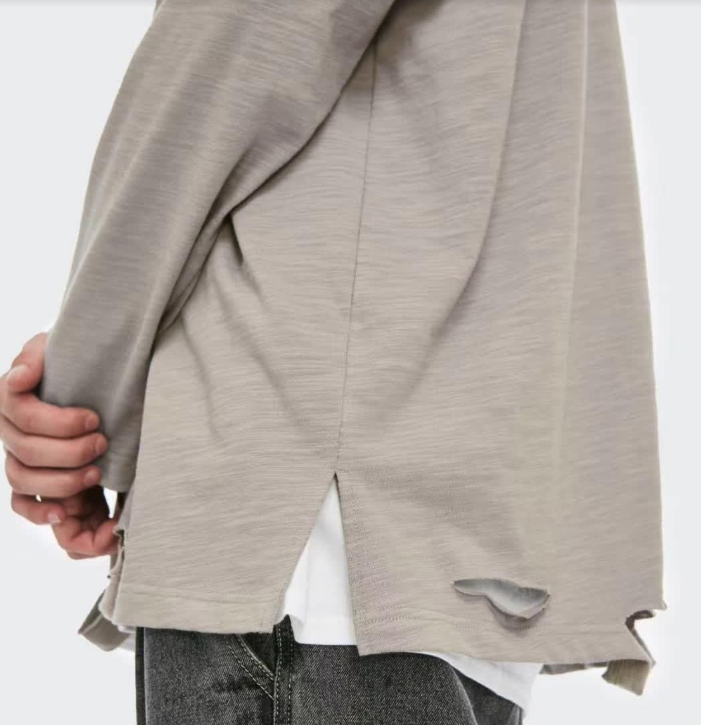 8 Fashion Tips for Wearing Short Sleeve Hoodies EDM Chicago