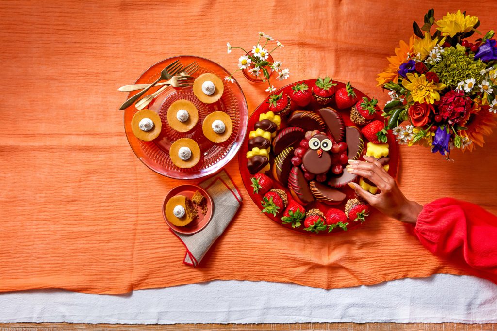 Give Gifts On Thanksgiving