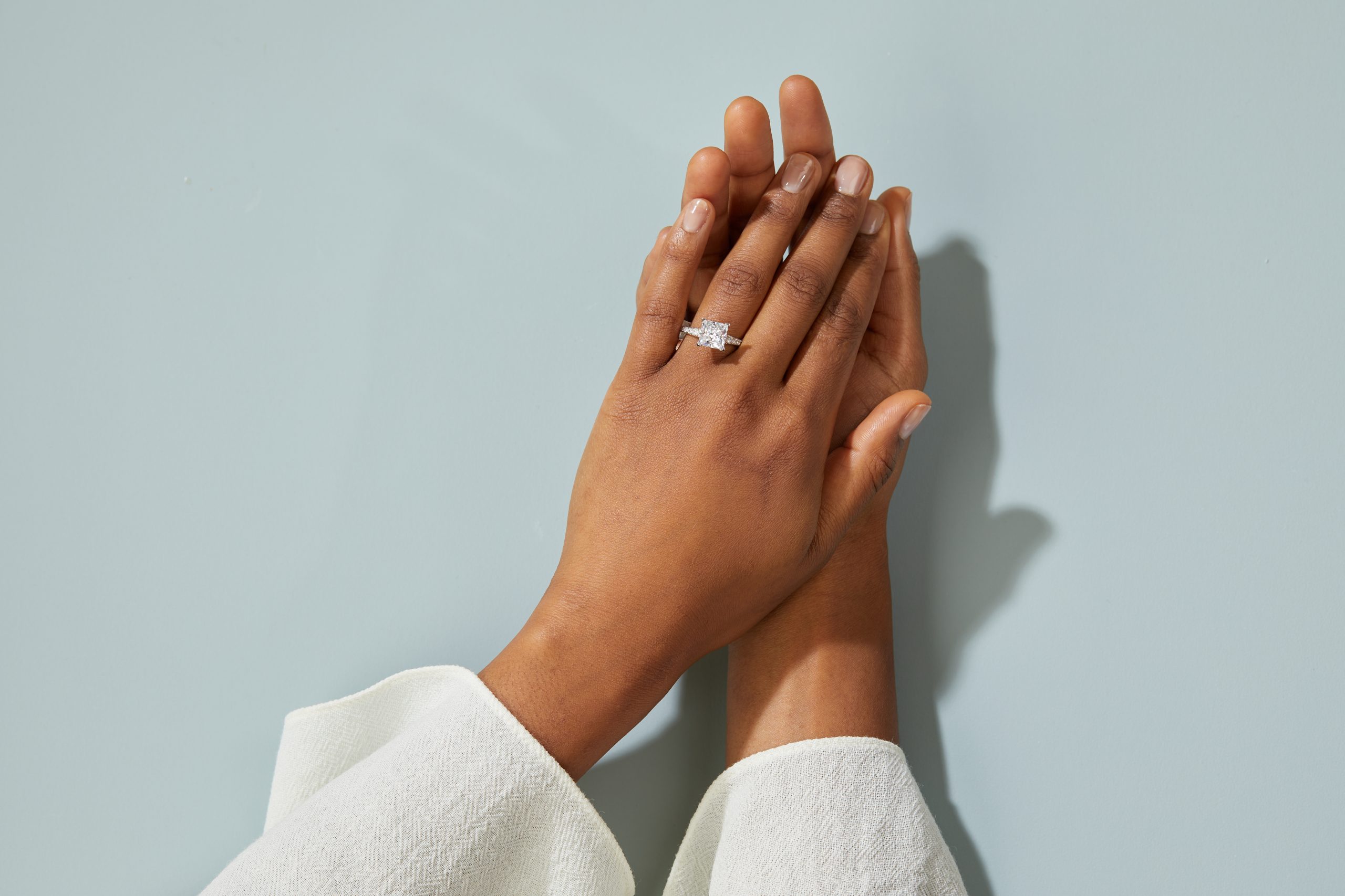 Propose A Diamond Ring To Your Future Wife