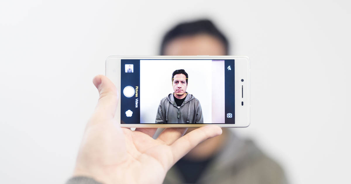 Passport Photo With A Smartphone