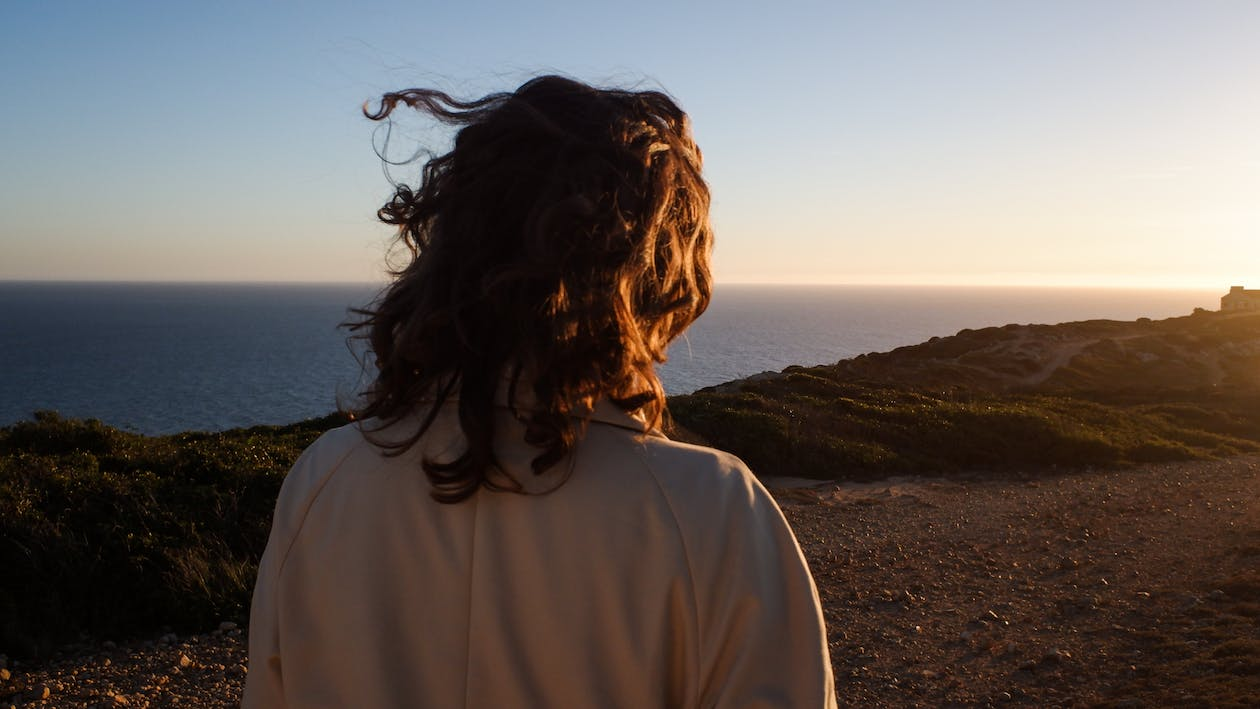 The best ways to learn more about your lady at a distance