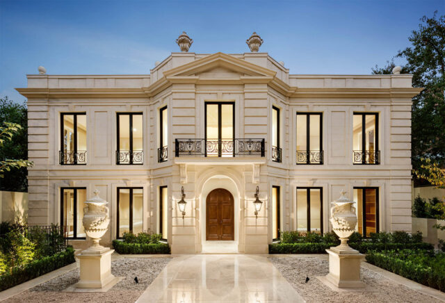 Building Your Custom Home With Style and Elegance