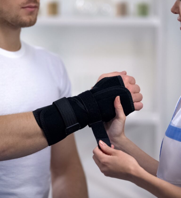 Beyond Restraint Understanding the Therapeutic Uses of Wrist Braces
